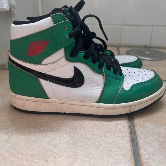 Jordan High Tops Green & Black size 6.5 kids - Picture 3 of 4
